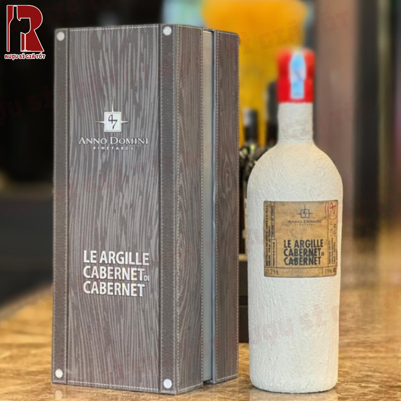 Rượu Vang Ý Xi Măng Le Argille Cabernet Di Cabernet với vẻ ngoài ấn tượng