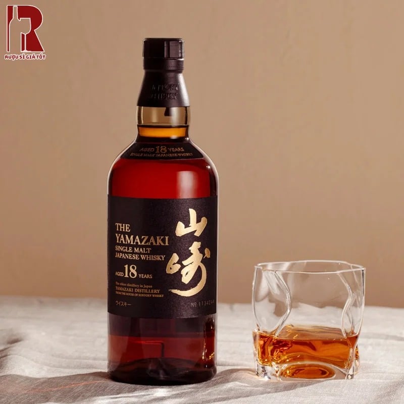 The Yamazaki 18 Years Old đã giành được nhiều giải thưởng quốc tế nhờ hương vị độc đáo, phong phú