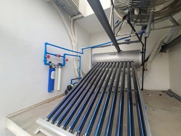 Hình Lắp Đặt Thực Tế Hệ Thống Lọc Nước Tổng Đầu Nguồn 3M PREMIUM