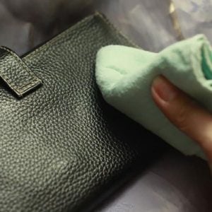 Mẹo bảo quản ví da luôn sạch đẹp và tăng tuổi thọ