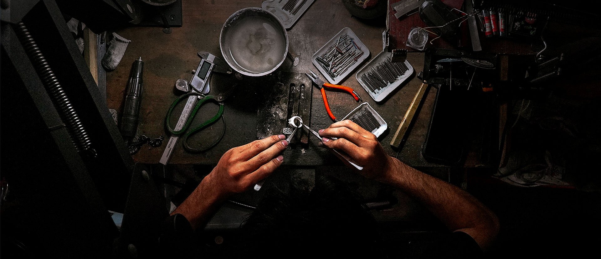 Gia Công Trang Sức Theo Yêu Cầu
