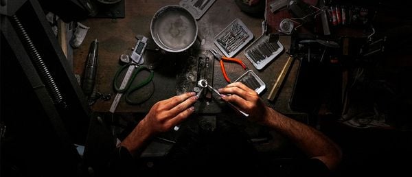 Gia Công Trang Sức Theo Yêu Cầu