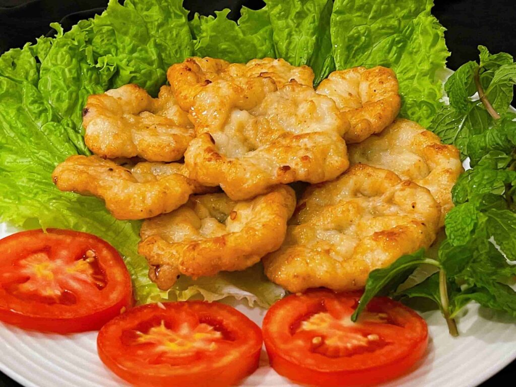 Ở bài viết này có tổng hợp những điểm bán chả mực uy tín tại Hạ Long