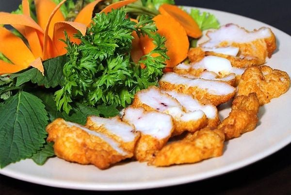 Chả Mực Ngon Tại Hạ Long – Bí Quyết Gây Thương Nhớ Từ Chả Mực Phúc