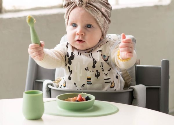 [Tổng hợp] Dụng cụ ăn dặm cho bé mẹ cần chuẩn bị