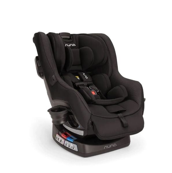 Ghế ngồi ô tô cho bé loại nào tốt được nhiều ba mẹ quan tâm