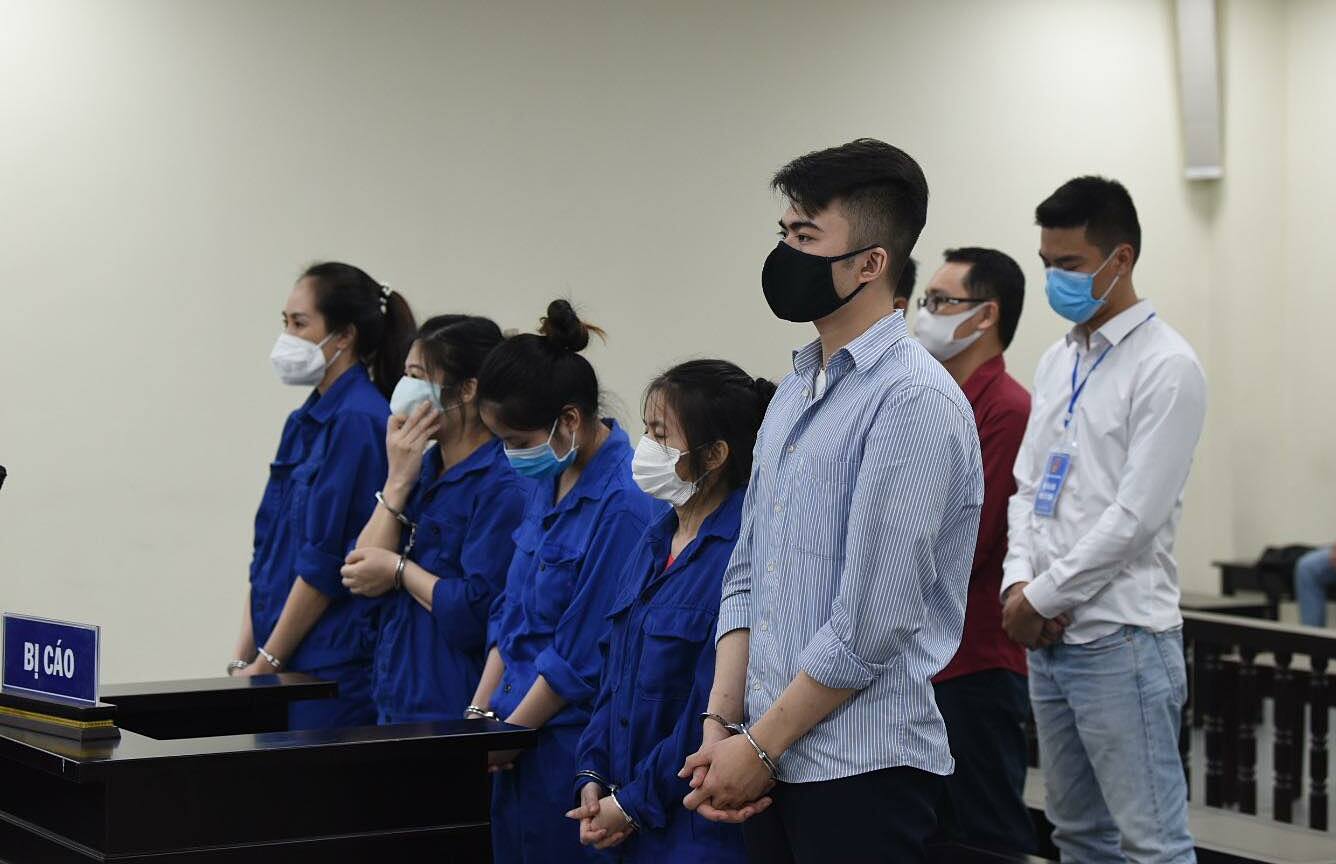 Cuộc gọi mạo danh công an lừa chuyển khoản 12 tỷ đồng