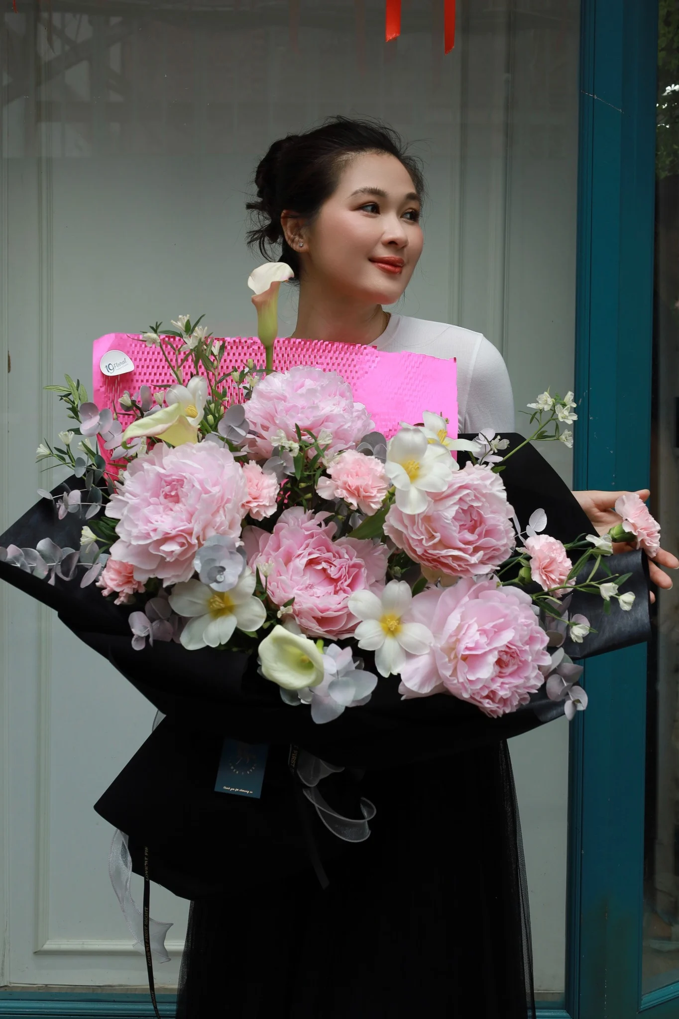 Hành trình chữa lành cùng hoa của Mạc Anh Thư - Câu chuyện từ 19 Floral
