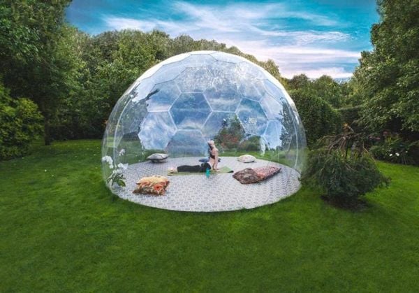 Nhà mái vòm polycarbonate không khung độc đáo