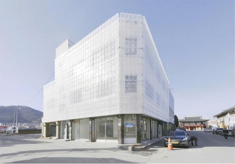 Tấm nhựa thông minh Polycarbonate