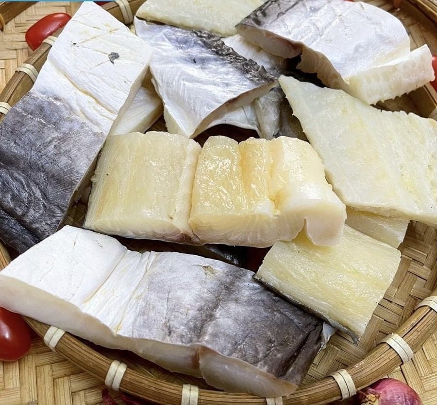 Khô cá dứa biển 3 nắng vị vừa ăn