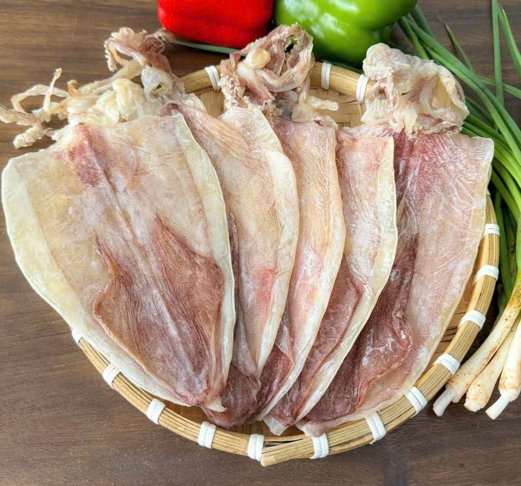 Khô mực câu loại 1 size 12-14 con 1kg