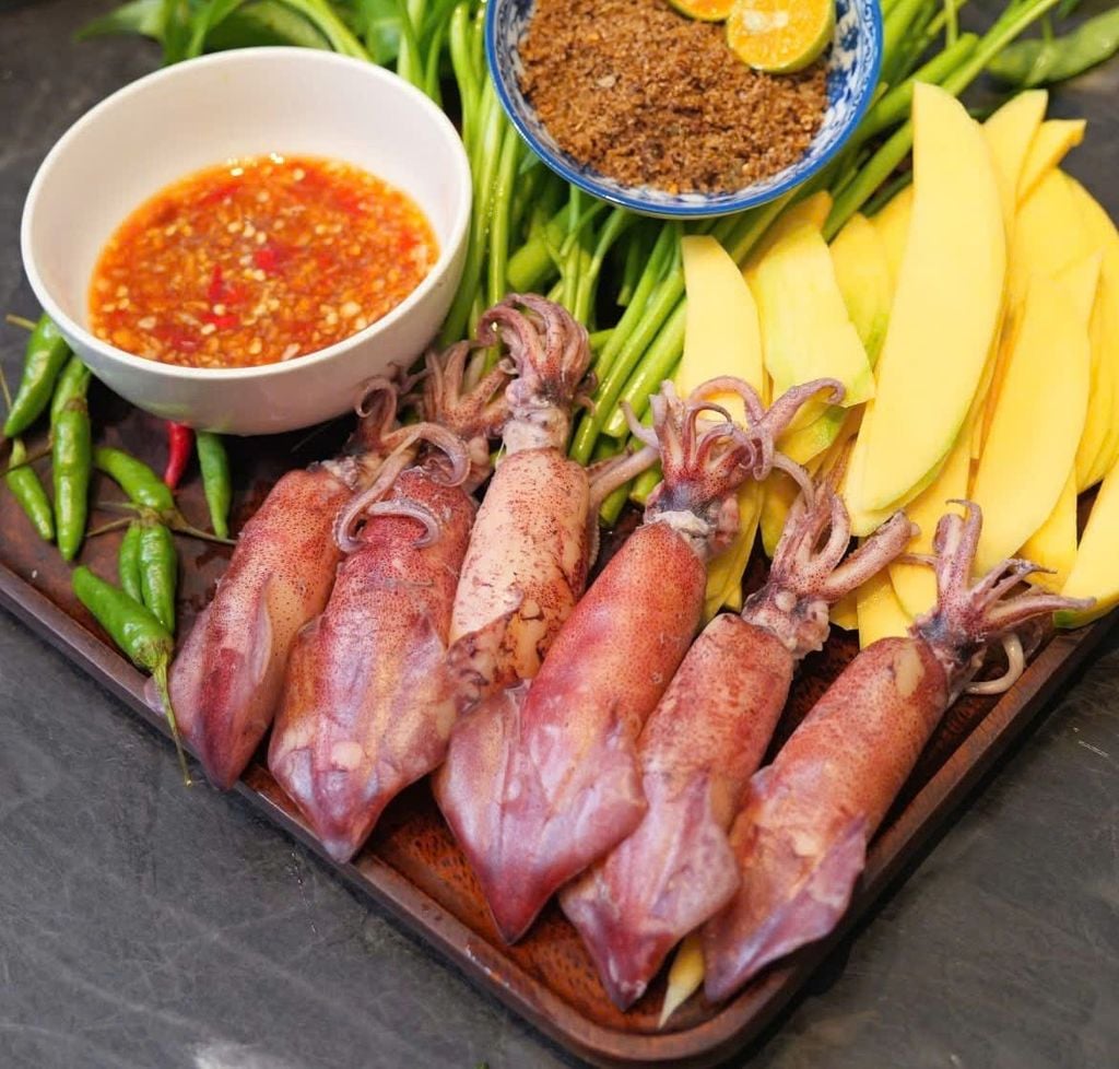 Mực ống trứng Bình Thuận