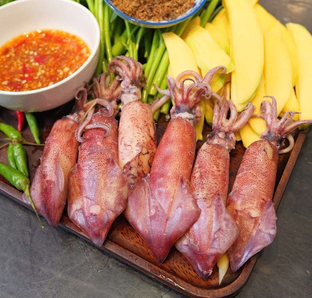 Mực ống trứng Bình Thuận