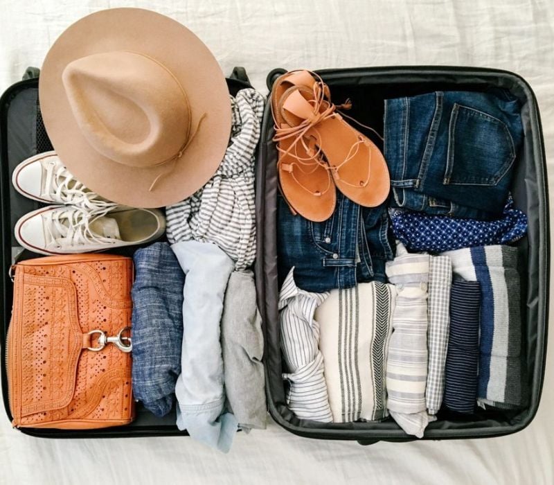 Bí quyết xếp đồ vào bên trong vali gọn gàng, ngăn nắp
