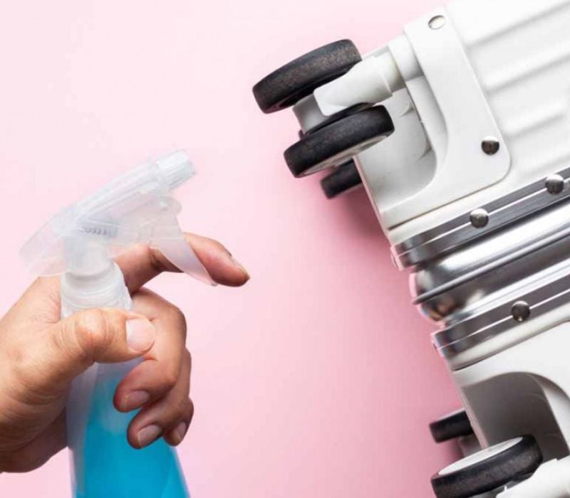 Hướng dẫn cách giặt vali nhựa nhanh chóng, đơn giản tại nhà