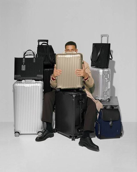 Vali nhôm nguyên khối