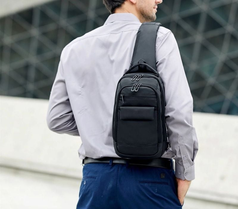 Tự tin tỏa sáng với balo đeo chéo phong cách và cá tính